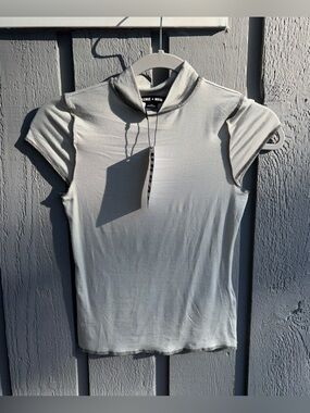 NEW Urban Outfitters Silence + Noise Dana Mock Neck Top - Size M - Olive Green